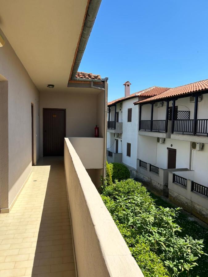 Christopher Apartments Afytos Eksteriør billede